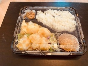 この「できたて中華弁当」にいくら払える？？？？（※画像あり）